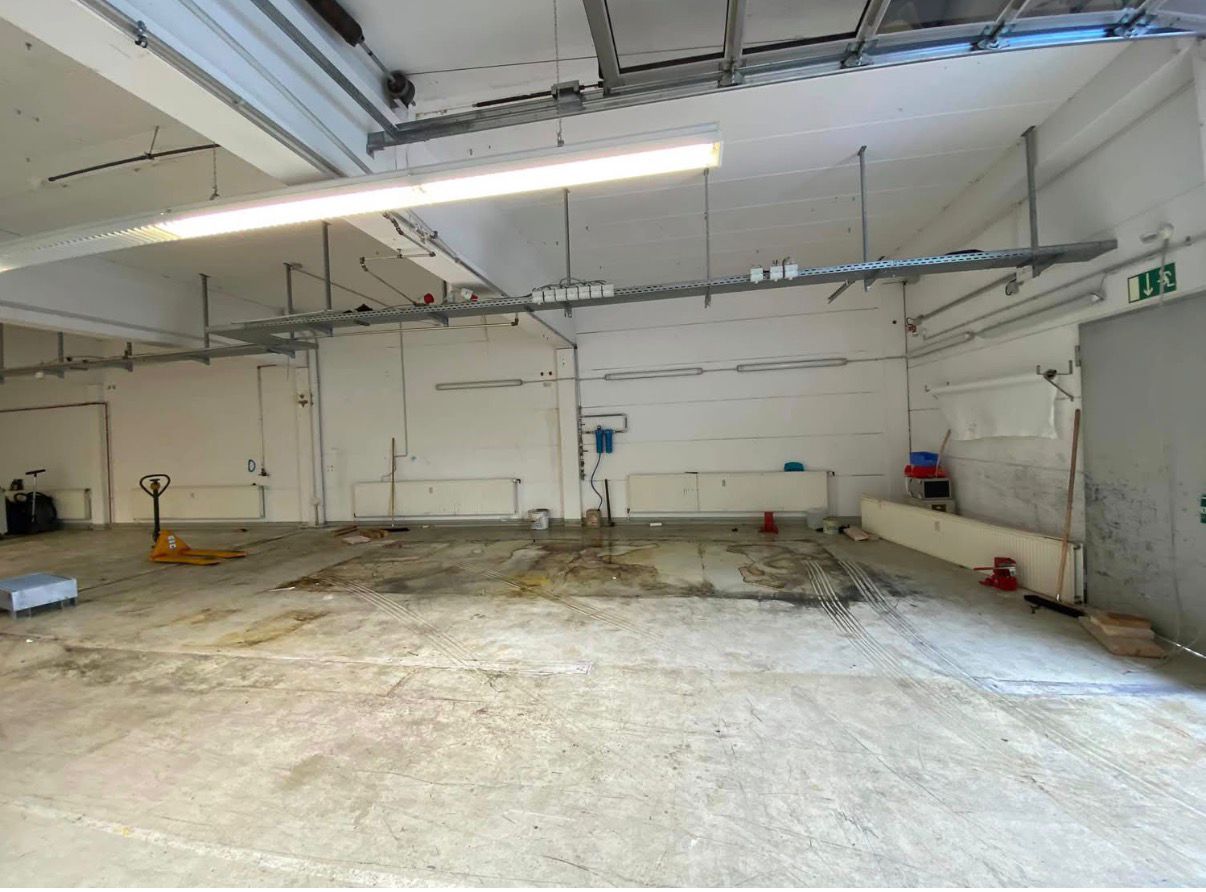 Leere Halle nach Raeumung